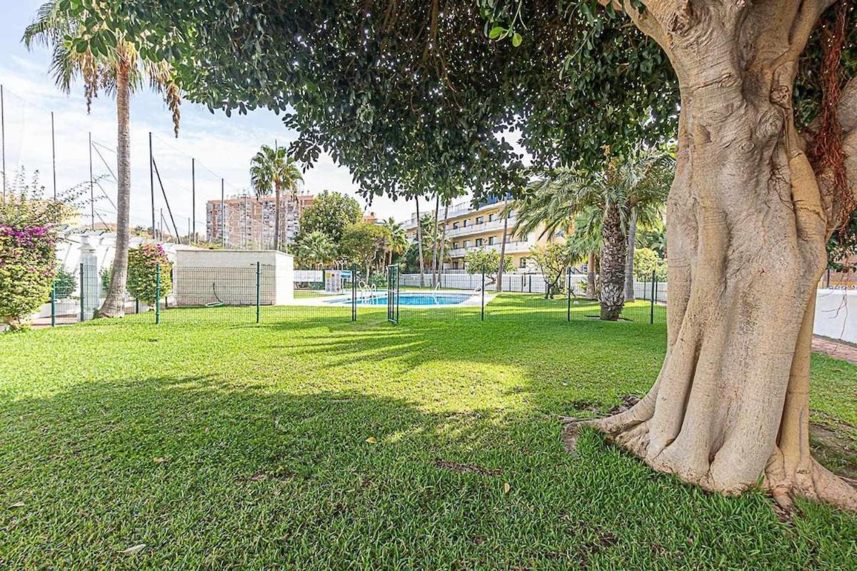 797 Holiday Rentals - Luminoso piso para 4 en Arroyo de la miel Exterior foto